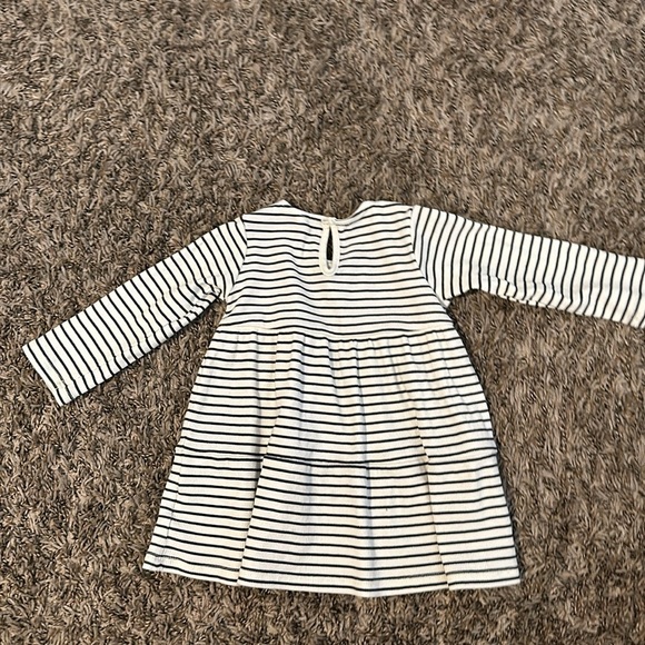 H&M dress - Picture 2 of 3